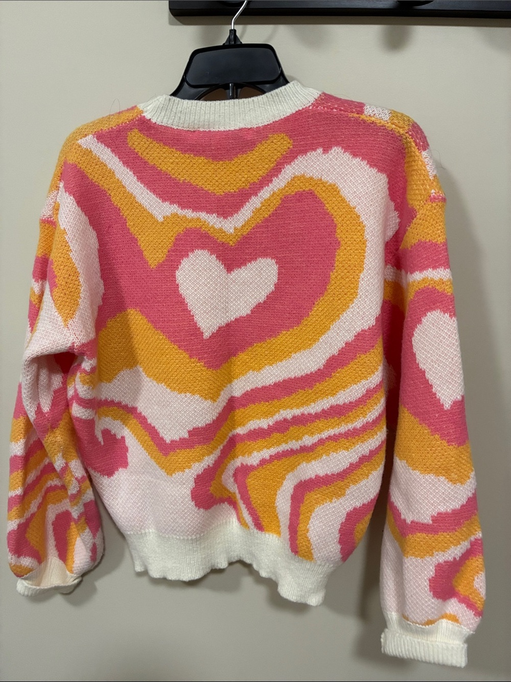 Endless Rose crewneck sweater medium - Picture 5 of 5